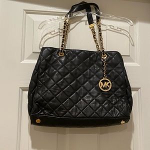 Michael Kors Quilted Shoulder Bag
